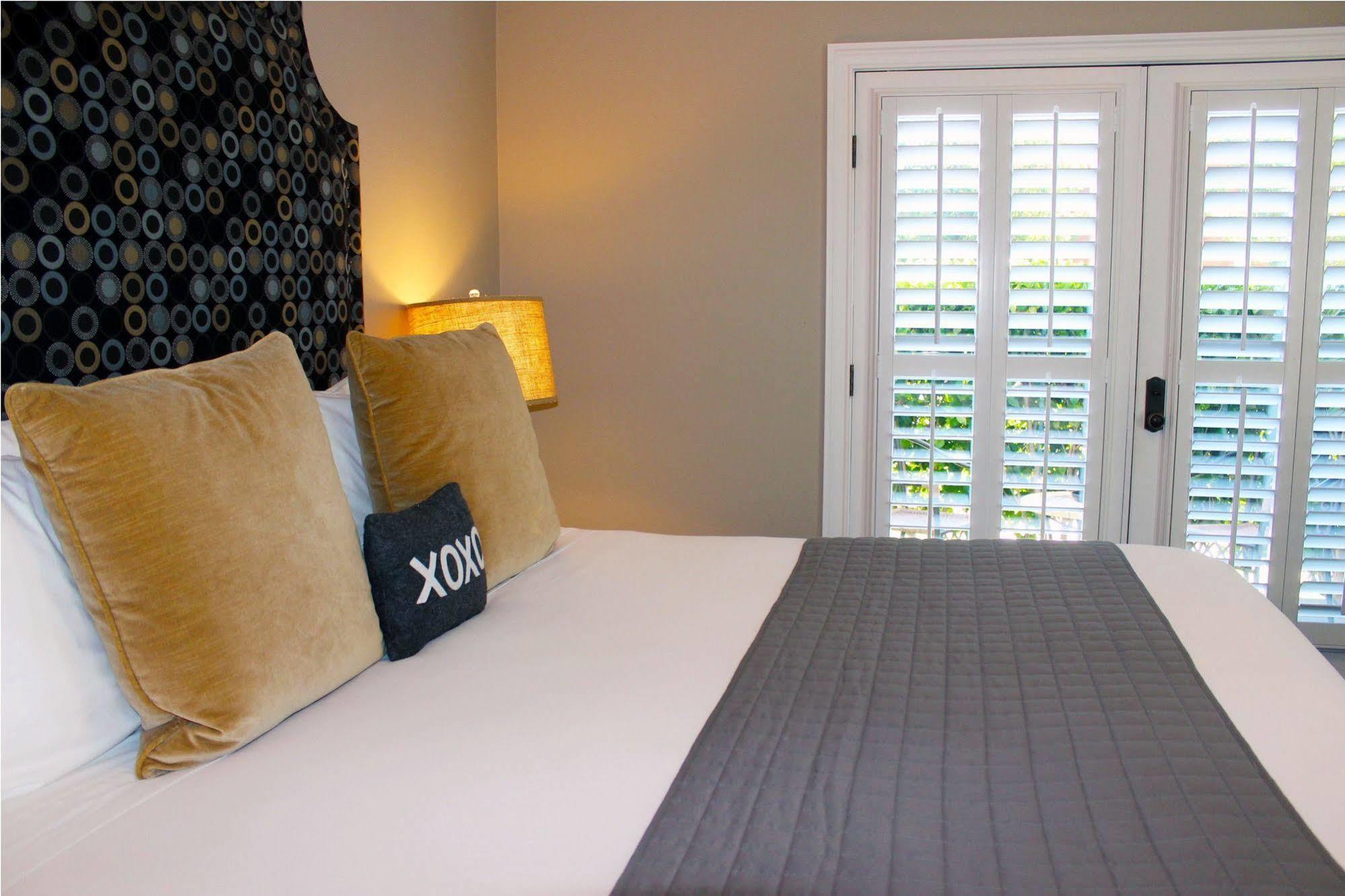 Bel Abri Napa Valley Inn Экстерьер фото