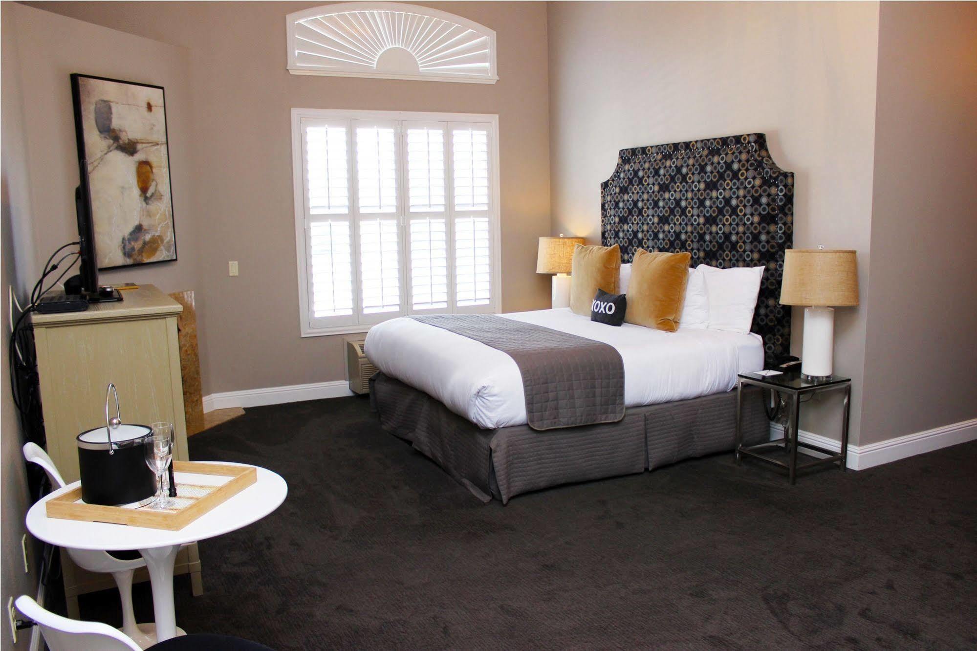 Bel Abri Napa Valley Inn Экстерьер фото