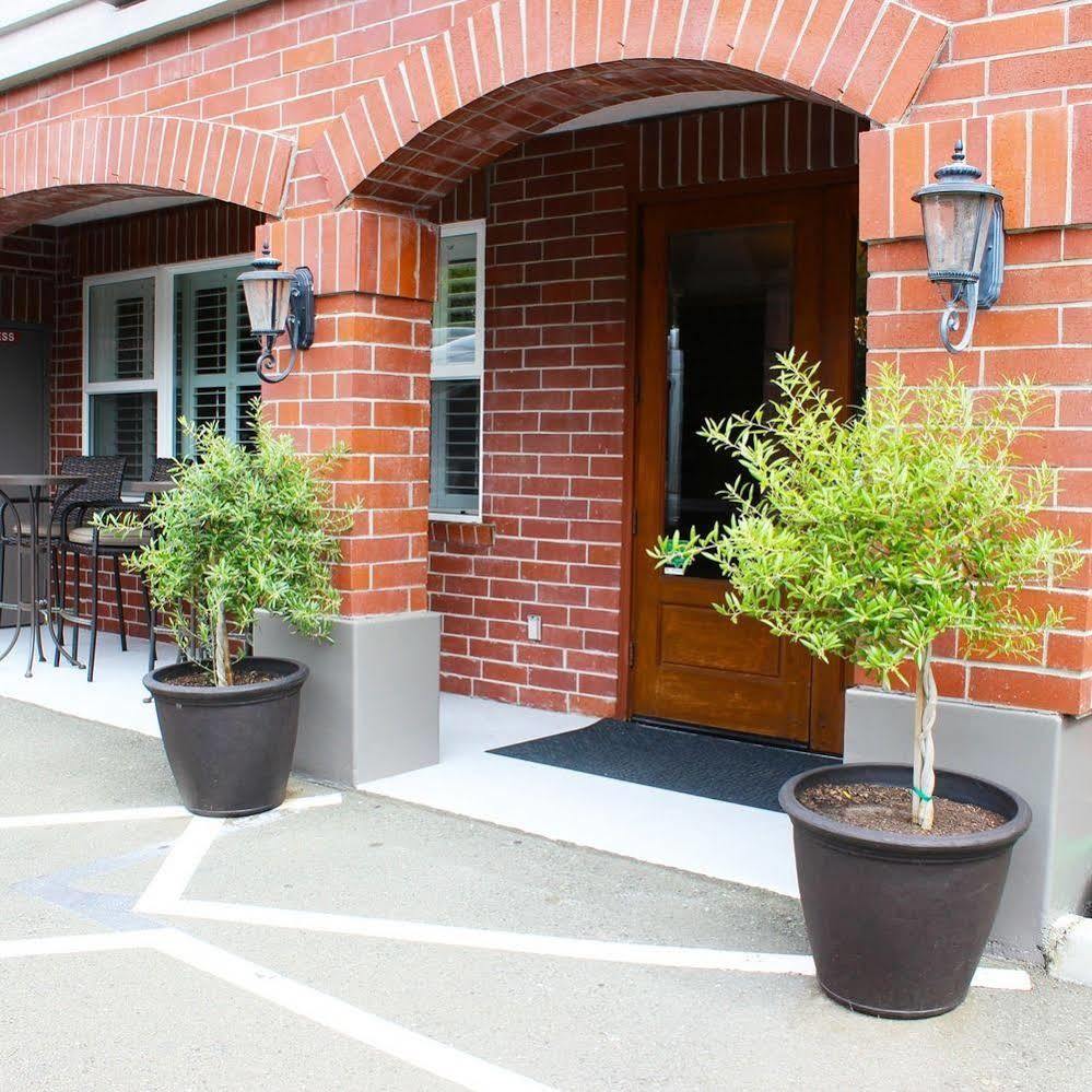 Bel Abri Napa Valley Inn Экстерьер фото
